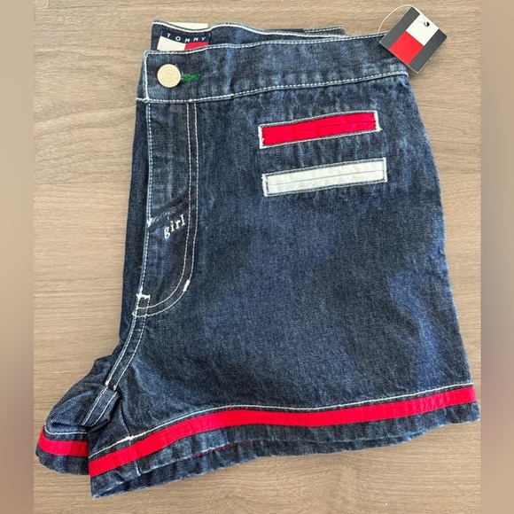 Vintage Tommy Hilfiger Flag Denim Shorts with Red Trim 💙❤️ - Picture 4 of 6